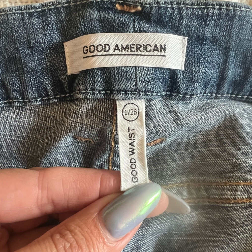 Good American Jeans. Size 28.